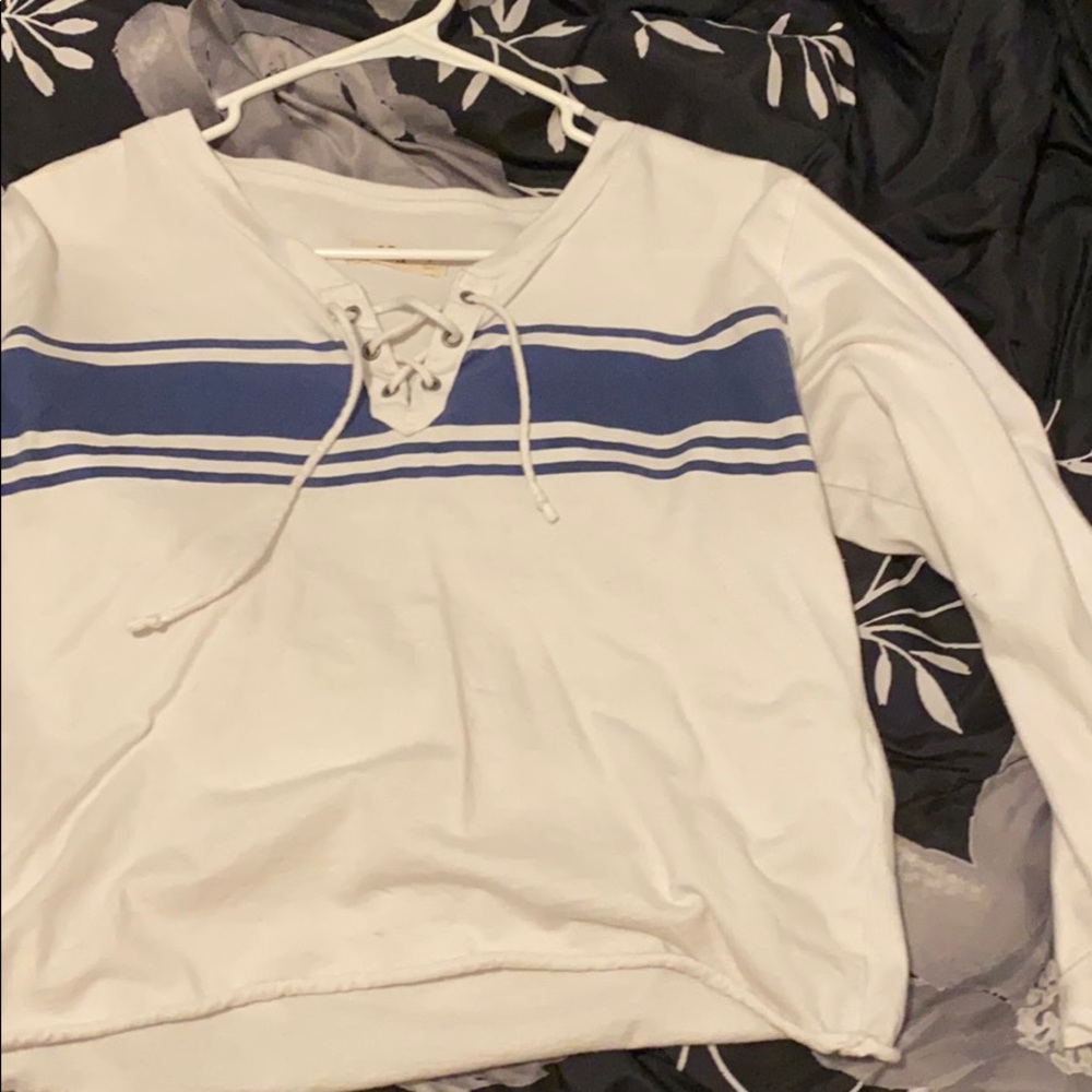 hollister long sleeve